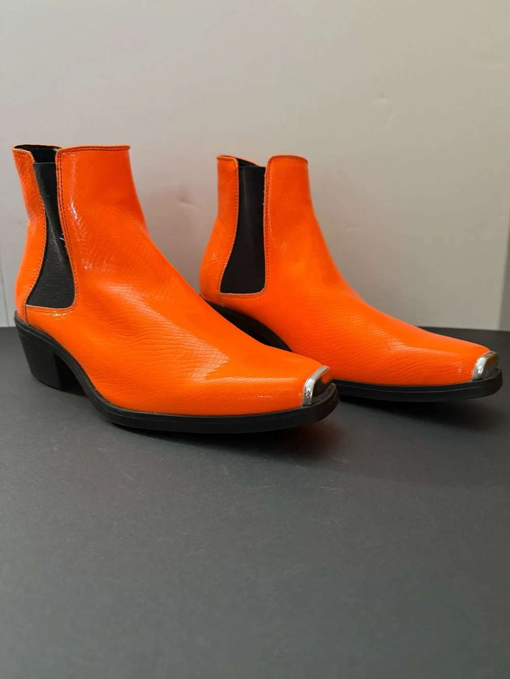 ASOS Men’s Sz 10 Bright Orange Faux Patent Reptile Chelsea Boots Metal Toe Cap